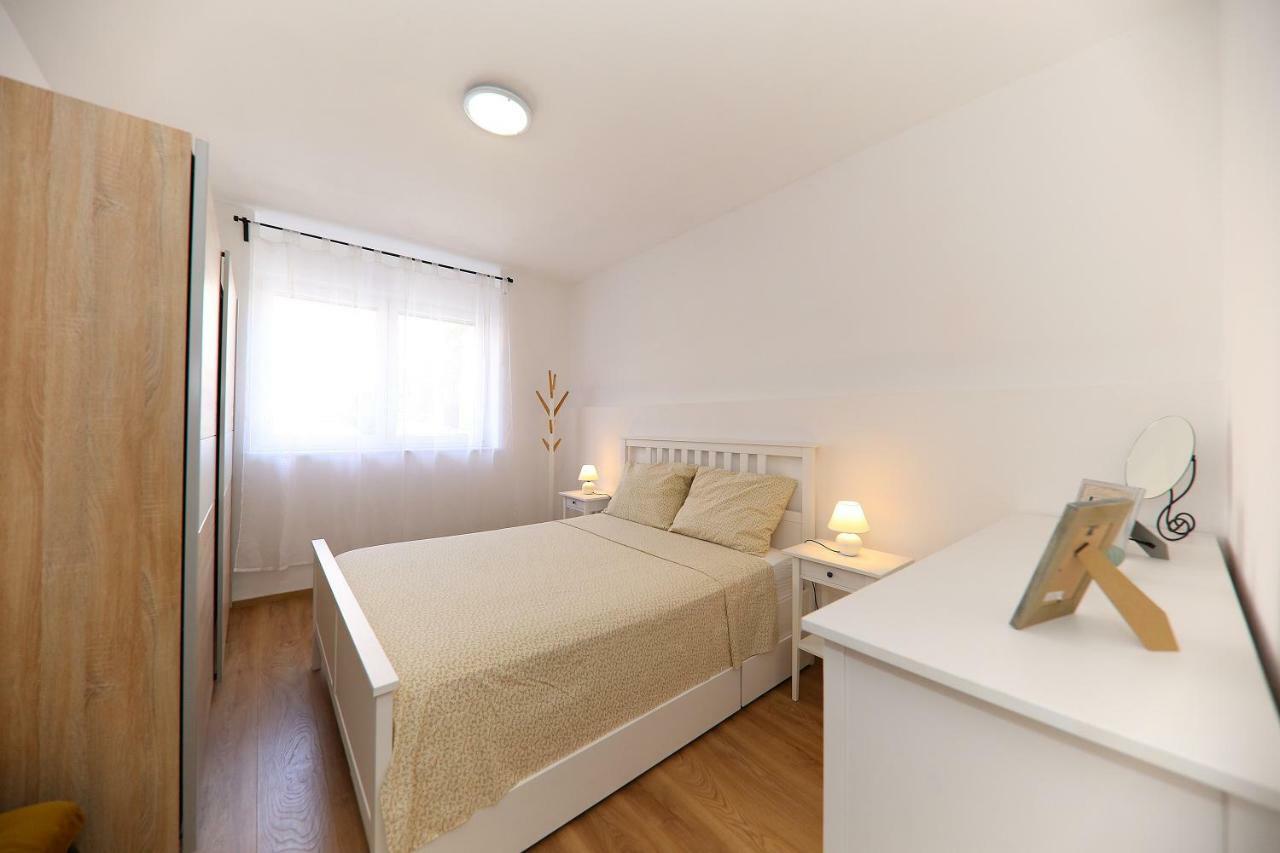 Apartman Dana Zadar Exterior photo